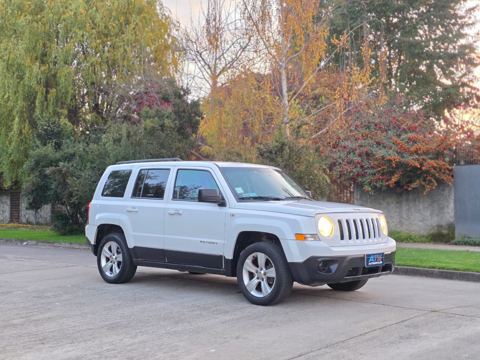 
								Jeep PATRIOT full									