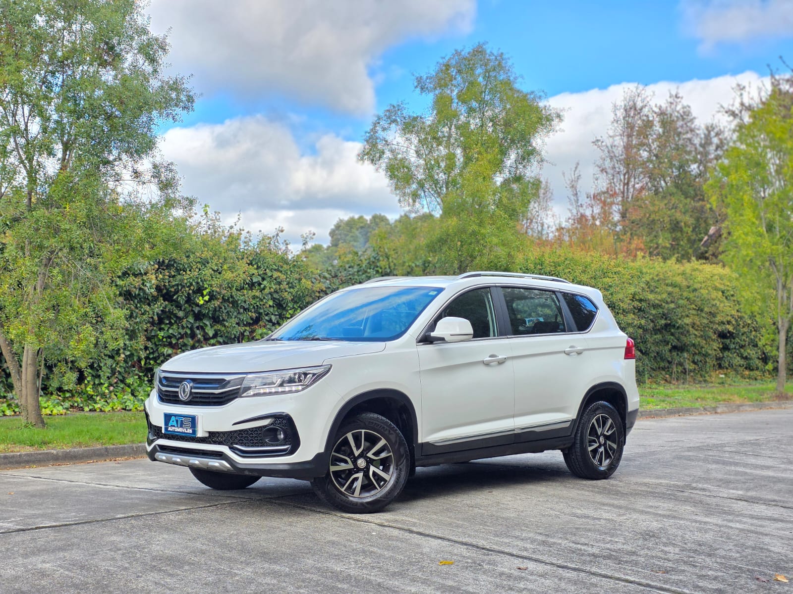 
								DONGFENG SX5 LUXURY full									
