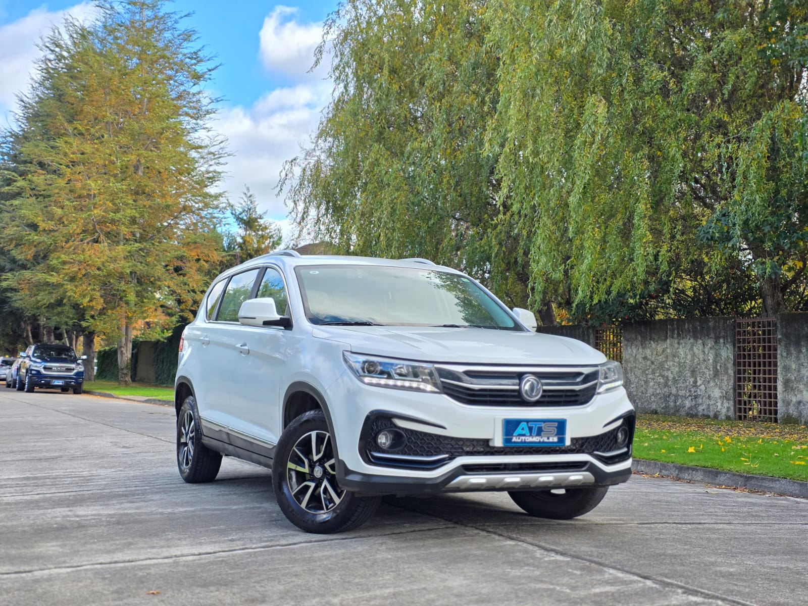 
								DONGFENG SX5 LUXURY full									