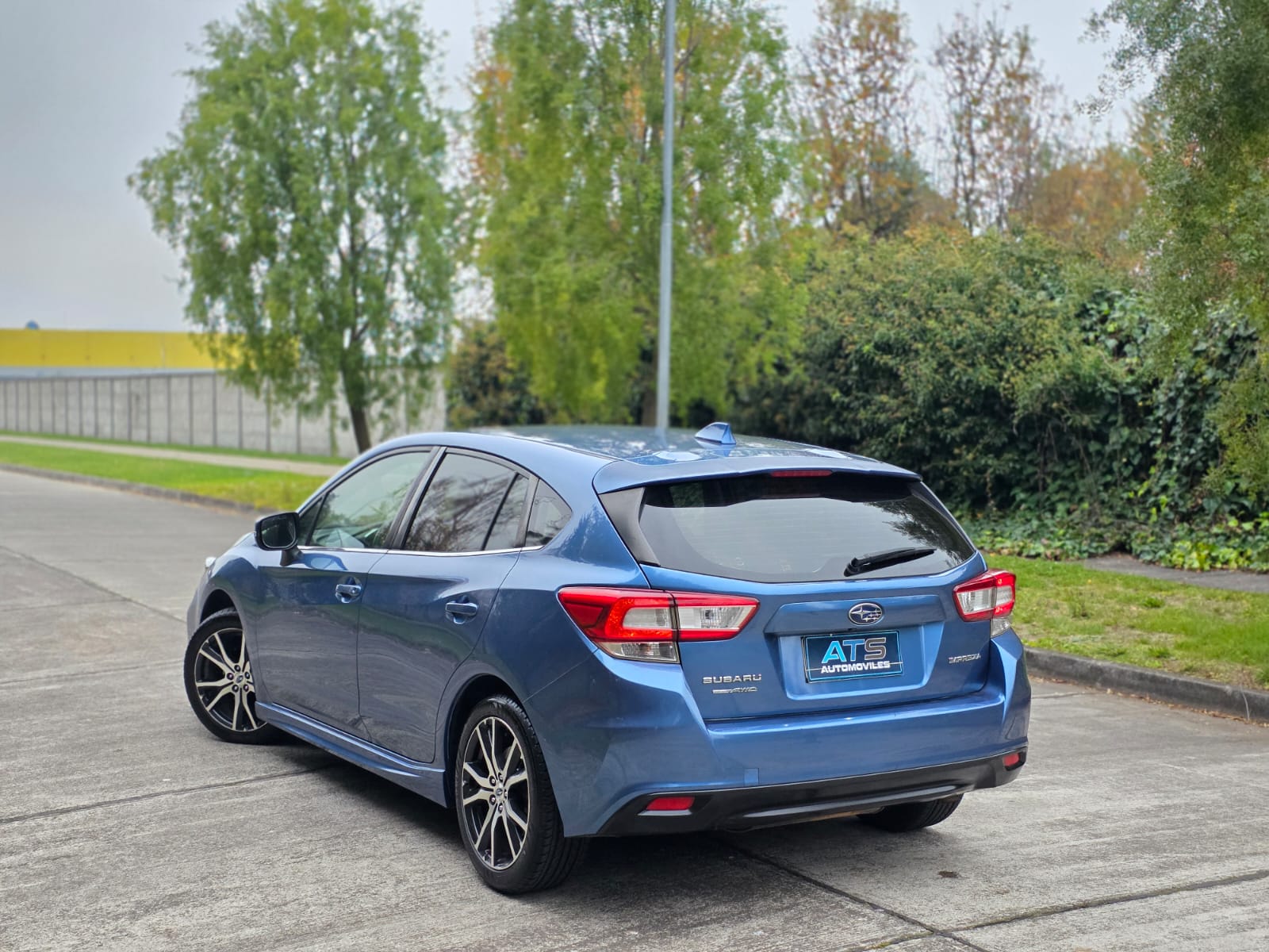 
								Subaru New Impreza SPORT XS full									