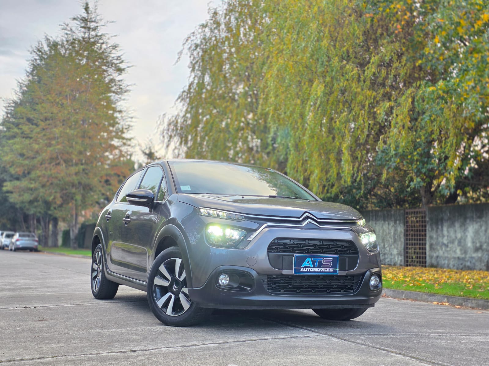 
								Citroen C3 LIVE full									
