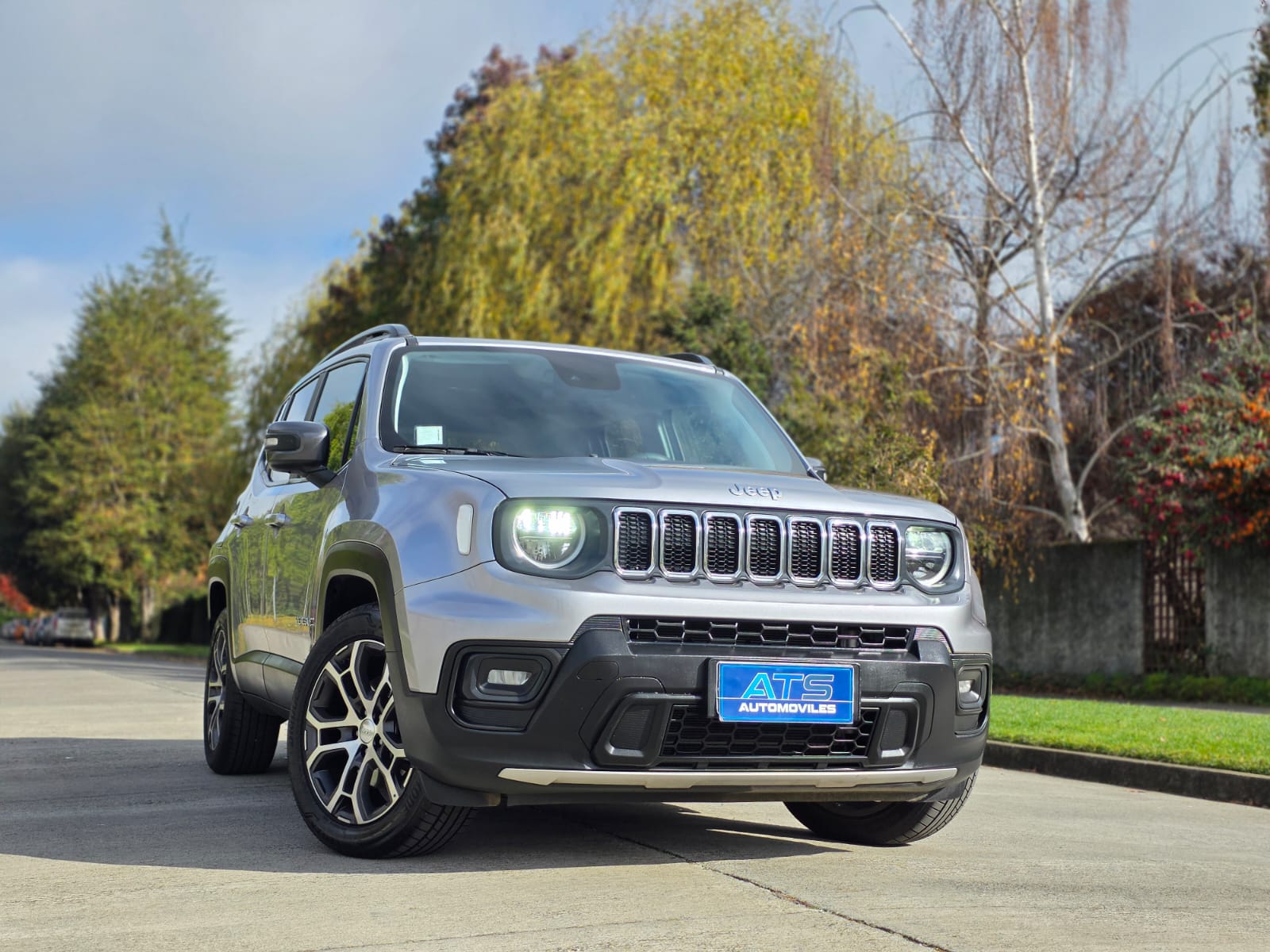 
								Jeep Renegade full									