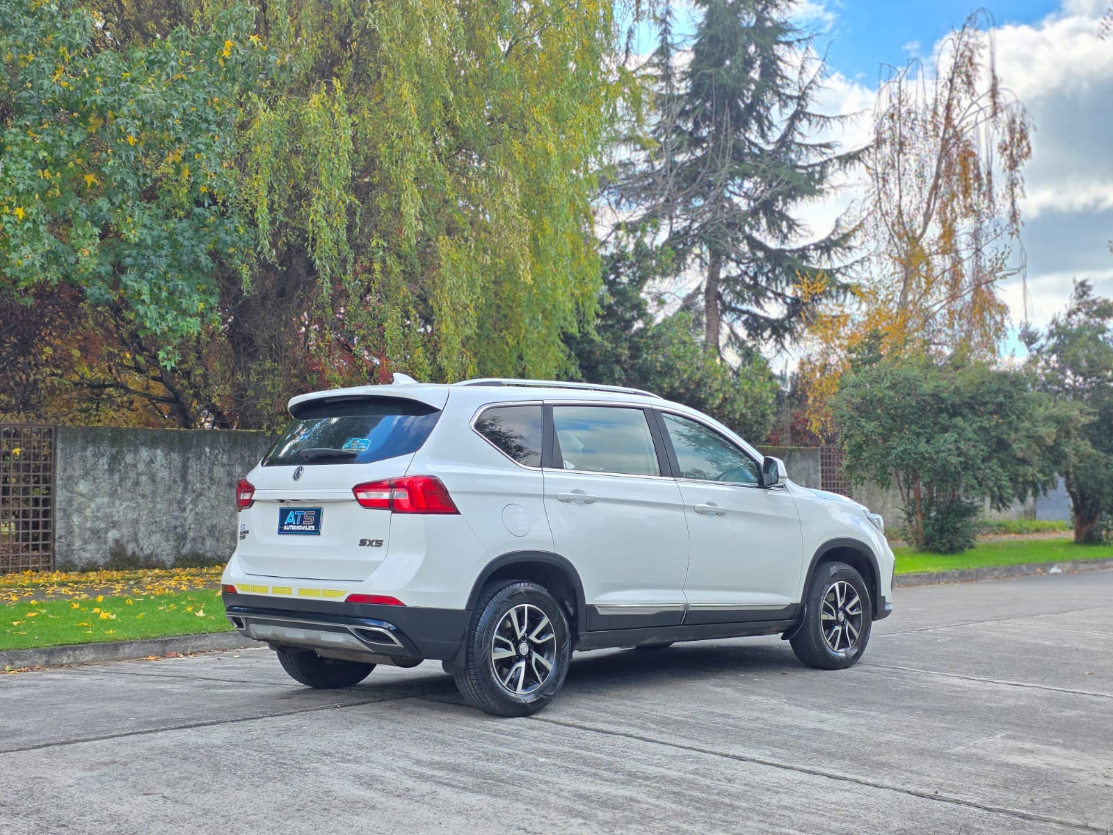 
								DONGFENG SX5 LUXURY full									