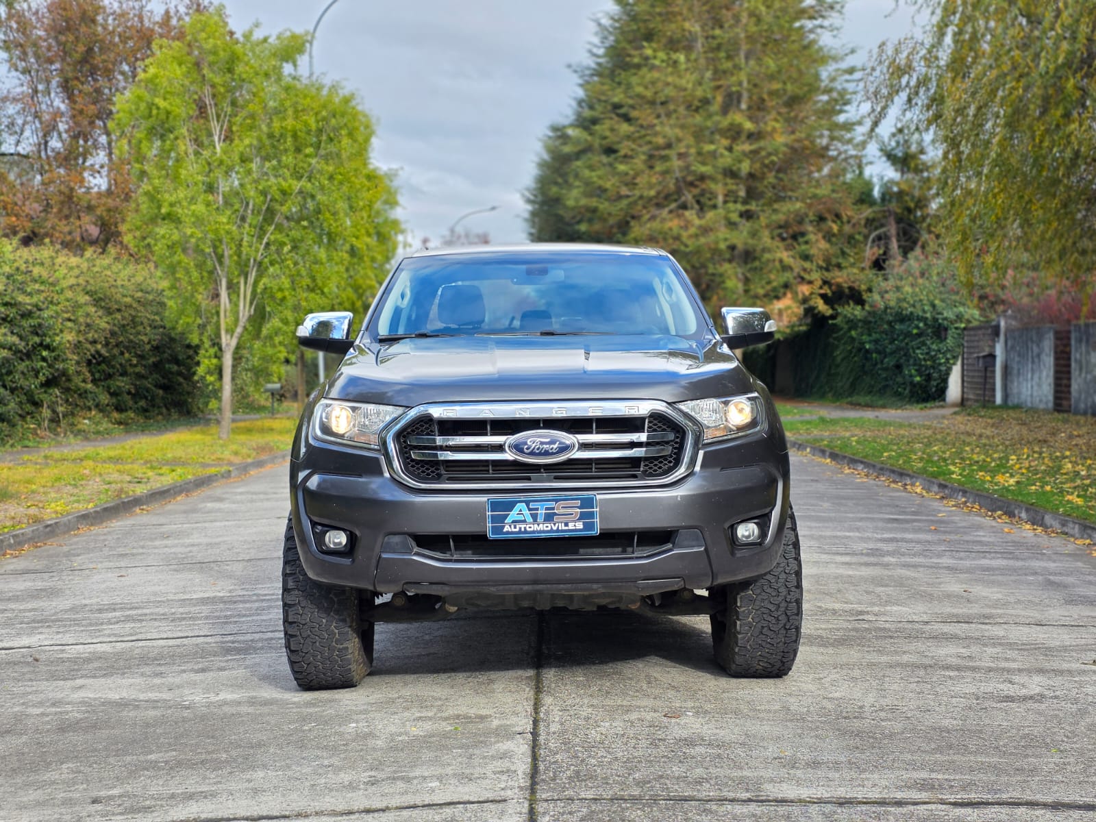 
								FORD RANGER XLT full									