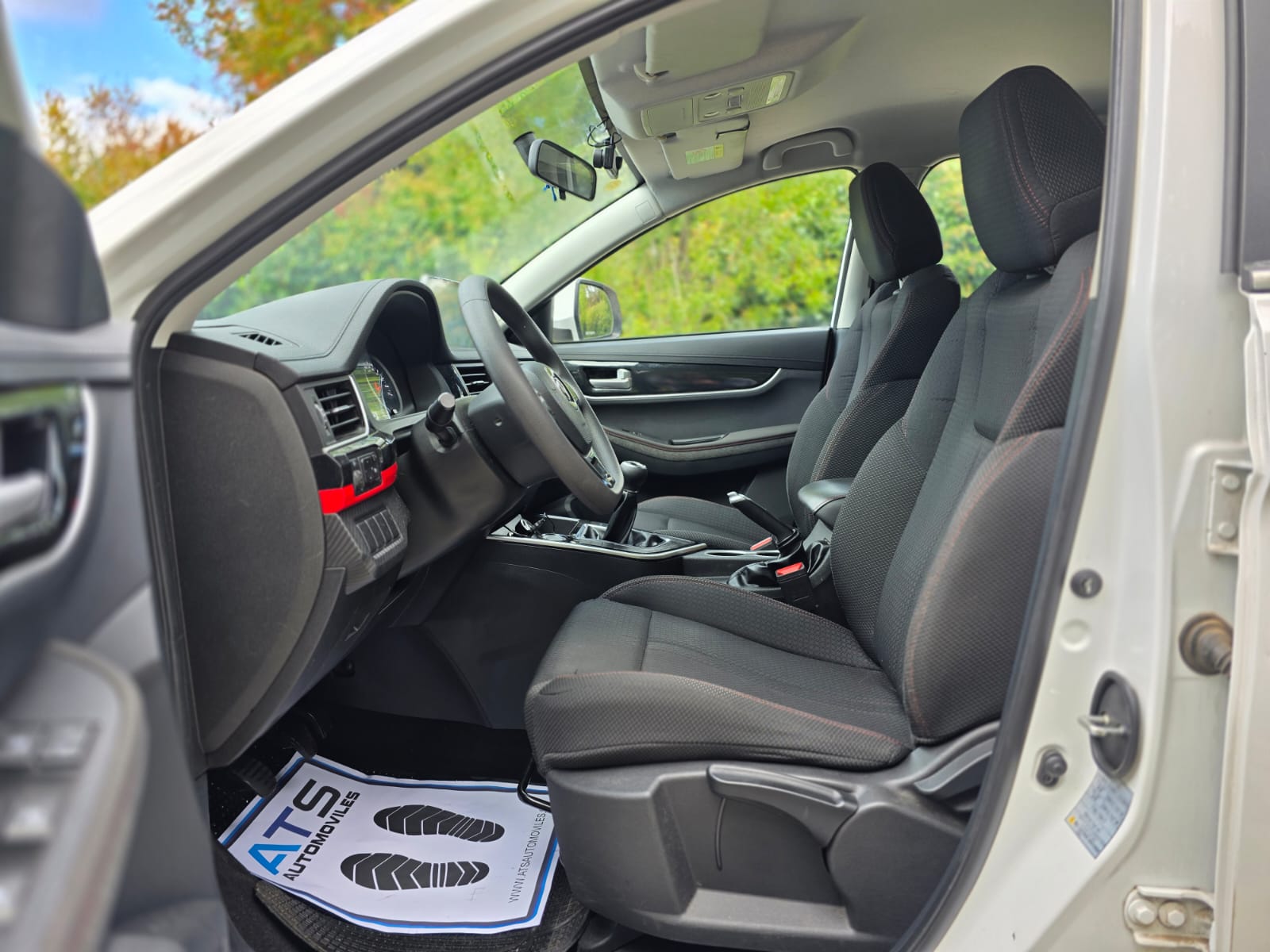 
								DONGFENG SX5 LUXURY full									