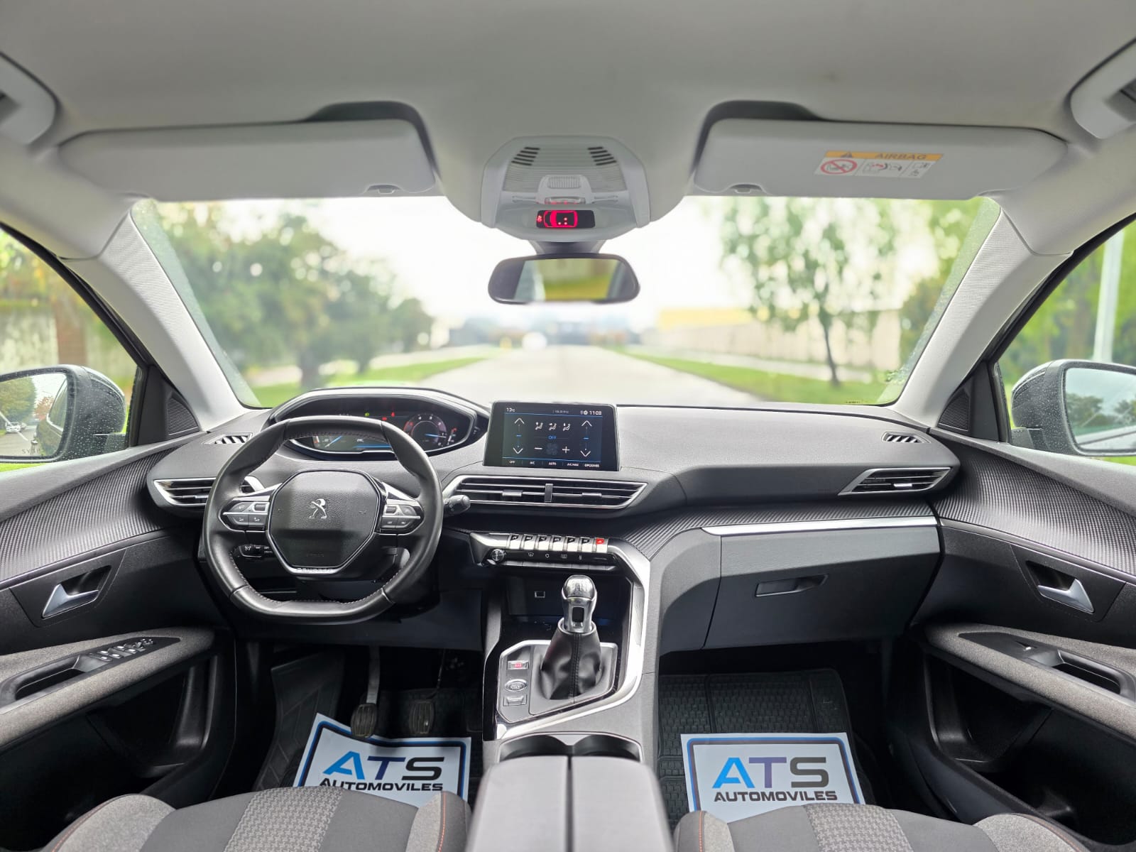 
								PEUGEOT 3008 BLUE HDI full									