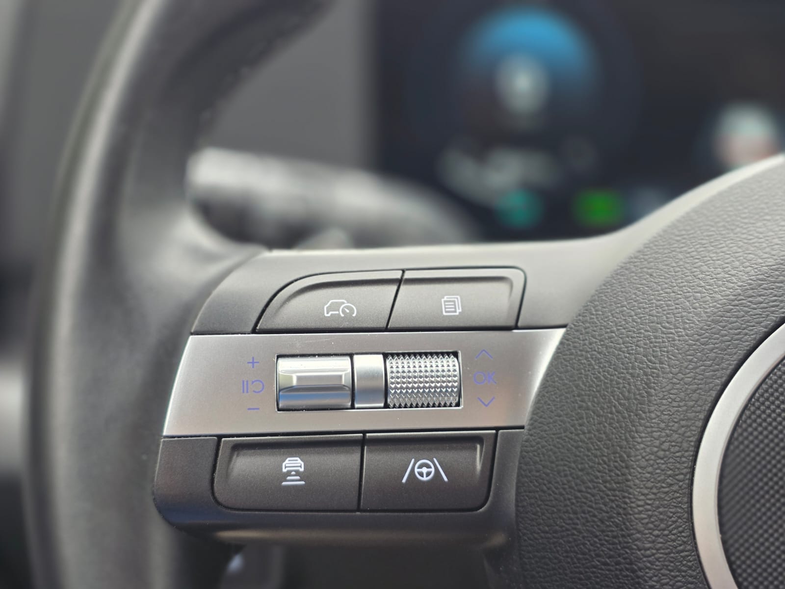 
								Hyundai Kona SX2 GDI DESIGN full									