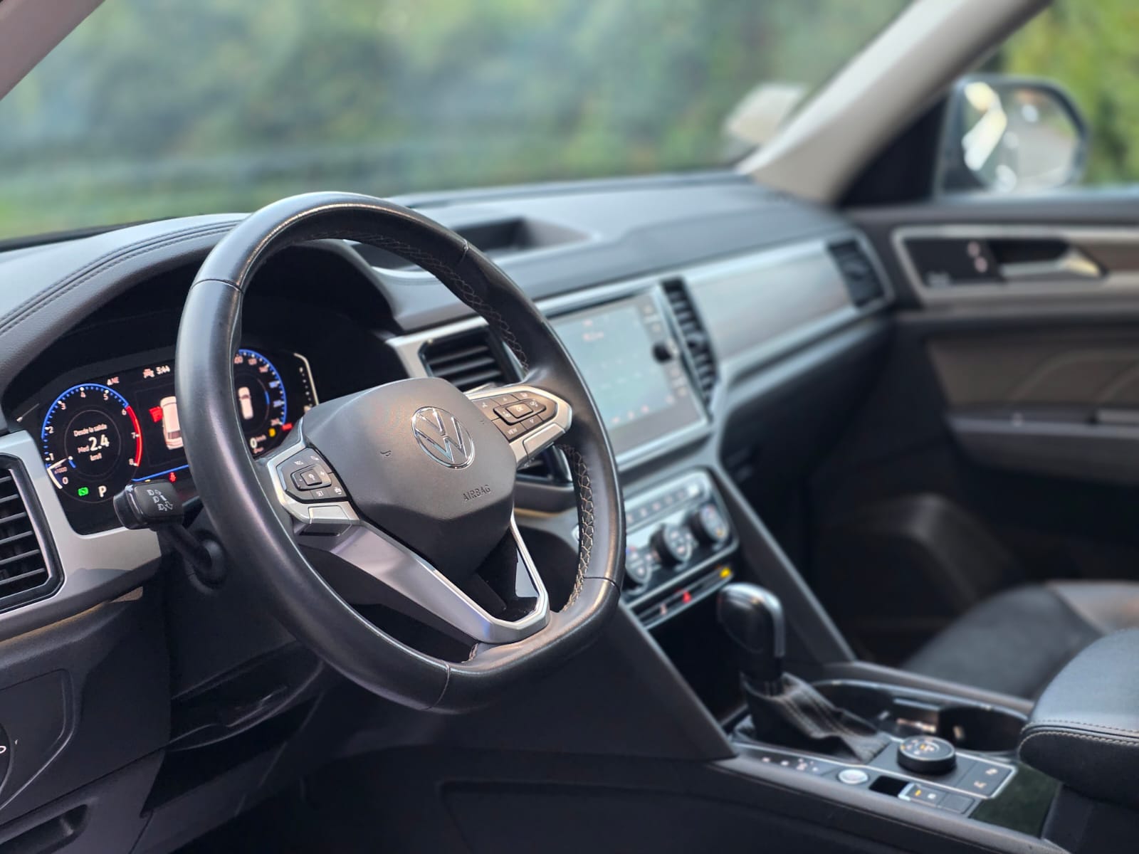 
								Volkswagen Atlas SEL 4MOTION full									
