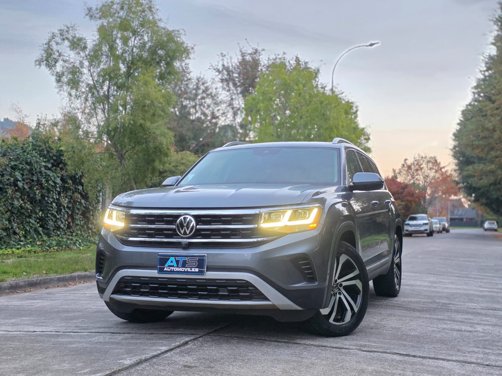 
								Volkswagen Atlas SEL 4MOTION full									