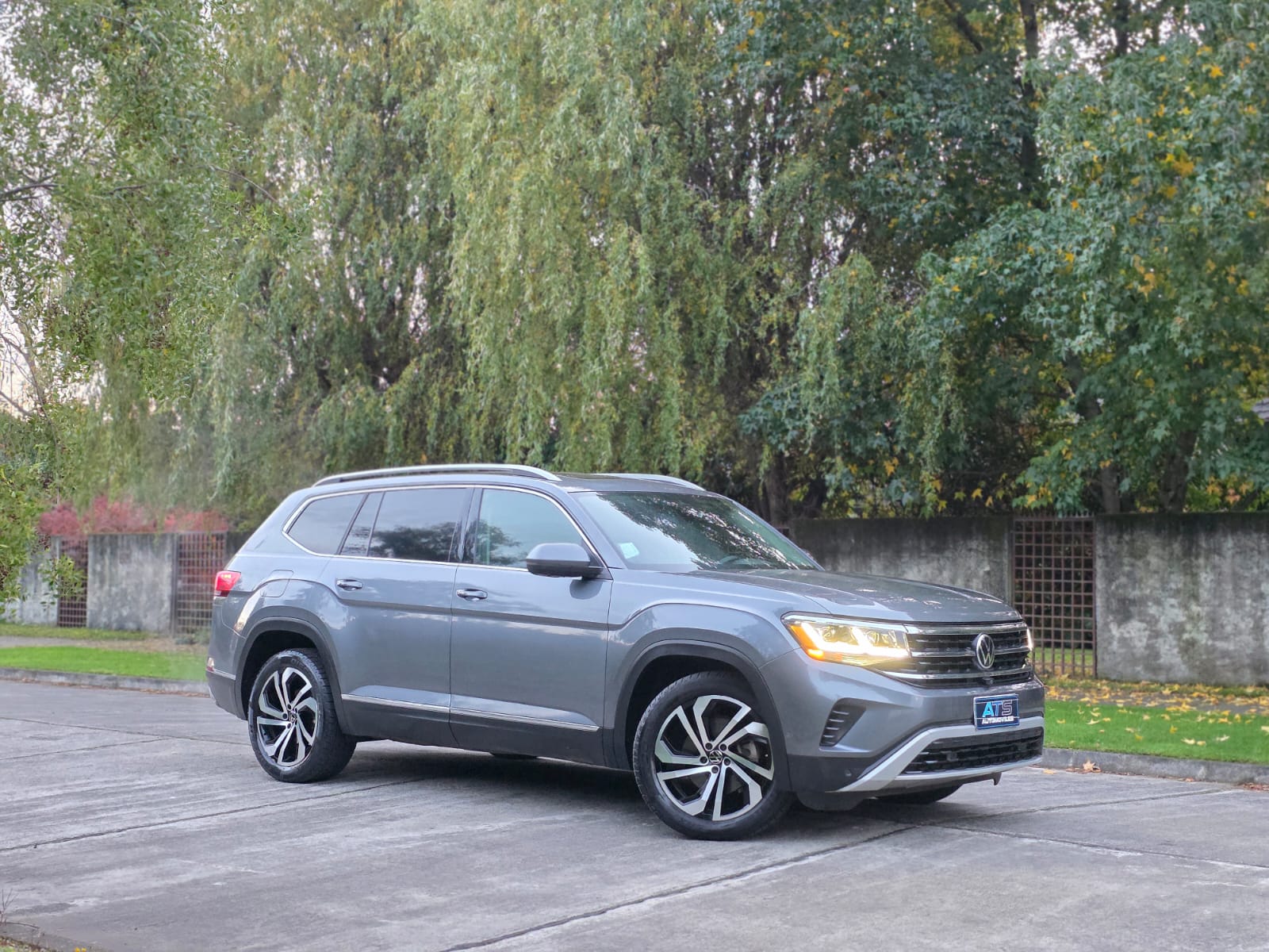 
								Volkswagen Atlas SEL 4MOTION full									