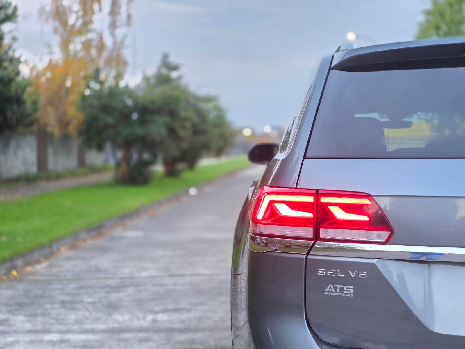 
								Volkswagen Atlas SEL 4MOTION full									