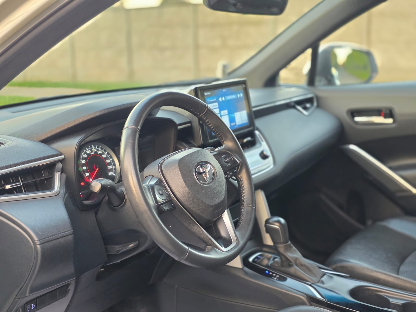
								Toyota Corolla Cross SEG full									