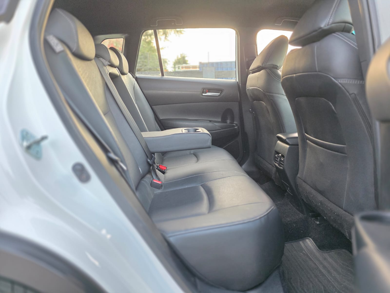 
								Toyota Corolla Cross SEG full									