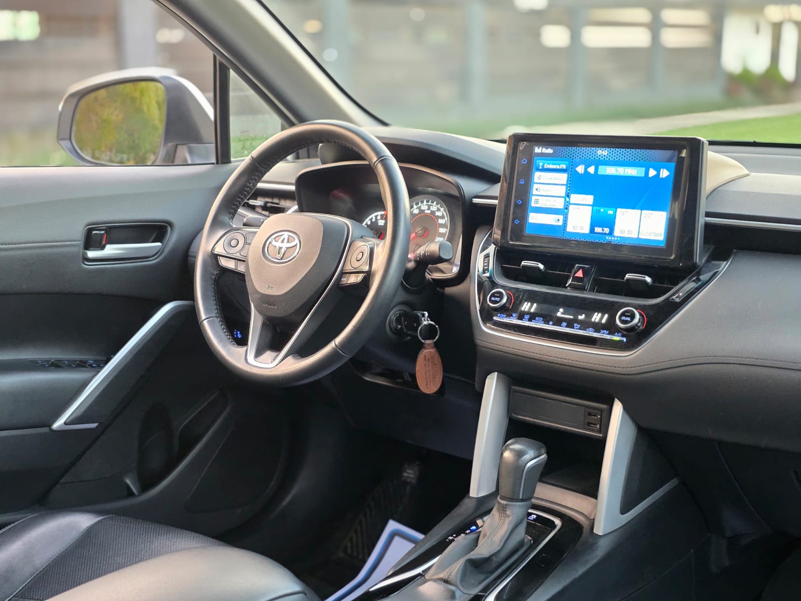 
								Toyota Corolla Cross SEG full									
