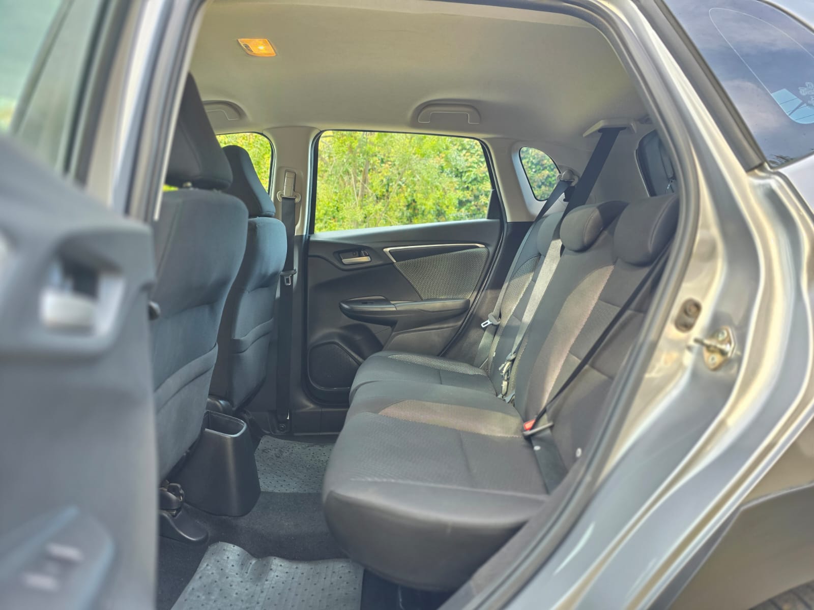 
								HONDA WR-V EX full									