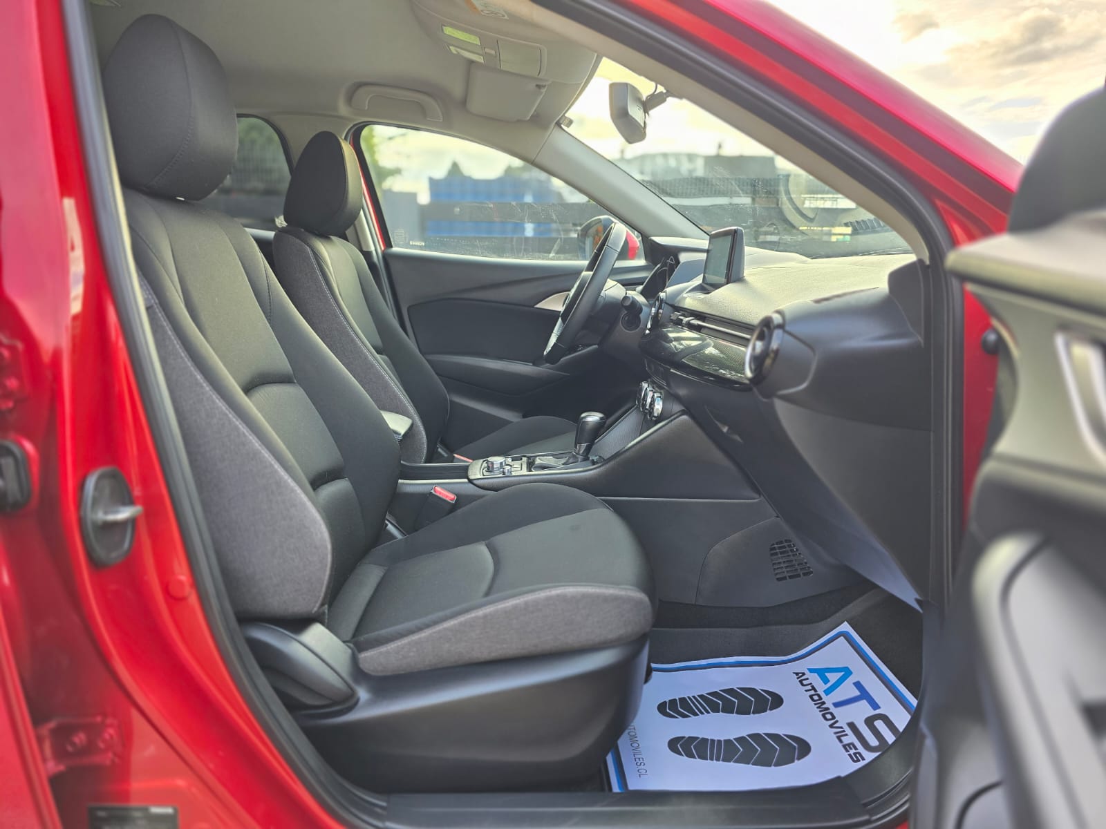 
								Mazda CX-3 CORE full									