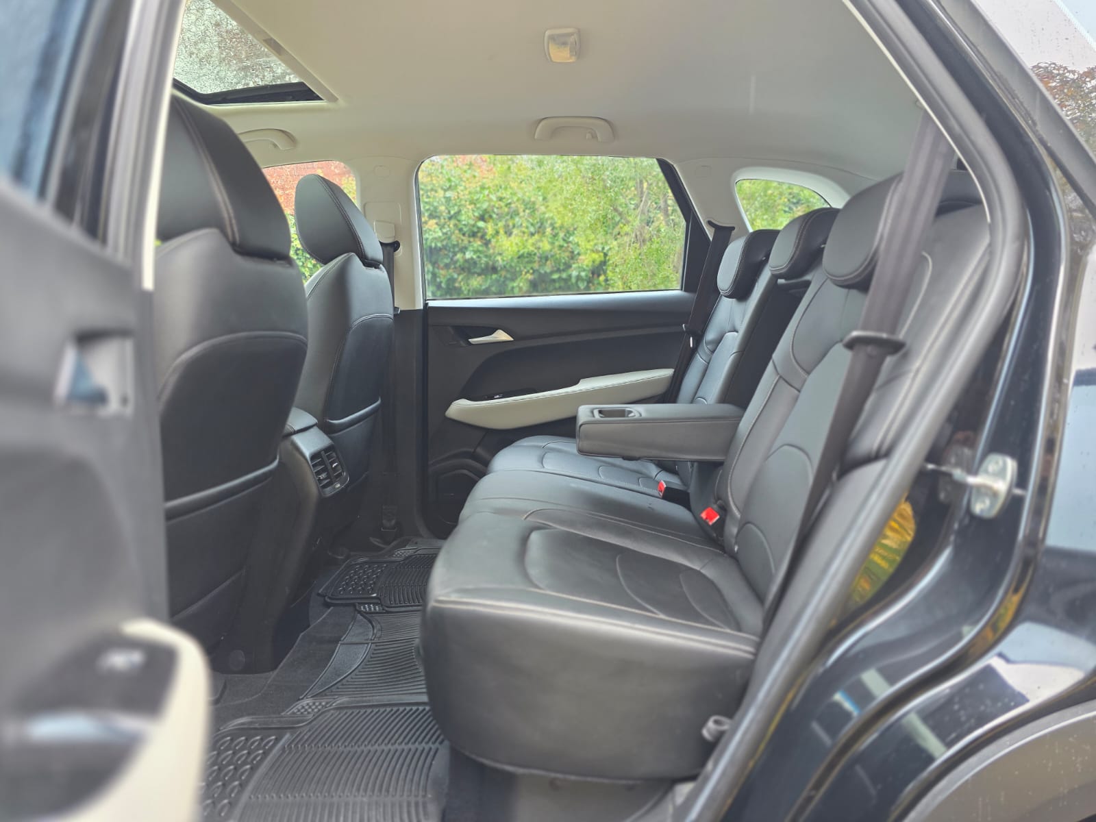 
								Chevrolet Captiva LTZ CVT full									