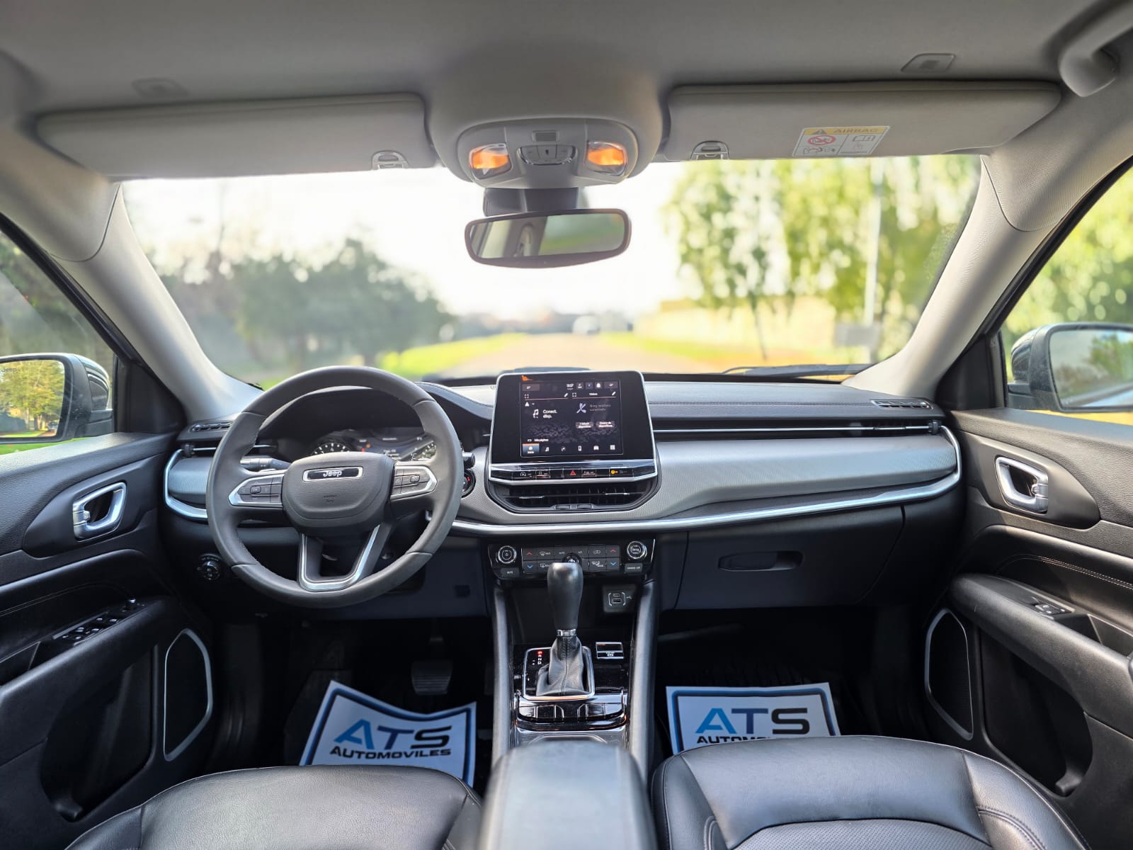 
								Jeep Compass LONGITUDE full									