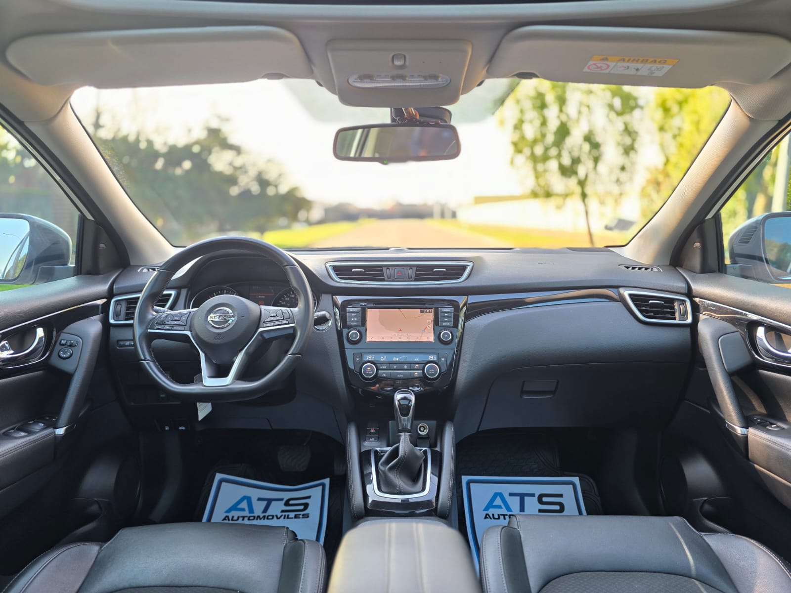 
								Nissan Qashqai EXCLUSIVE CVT full									