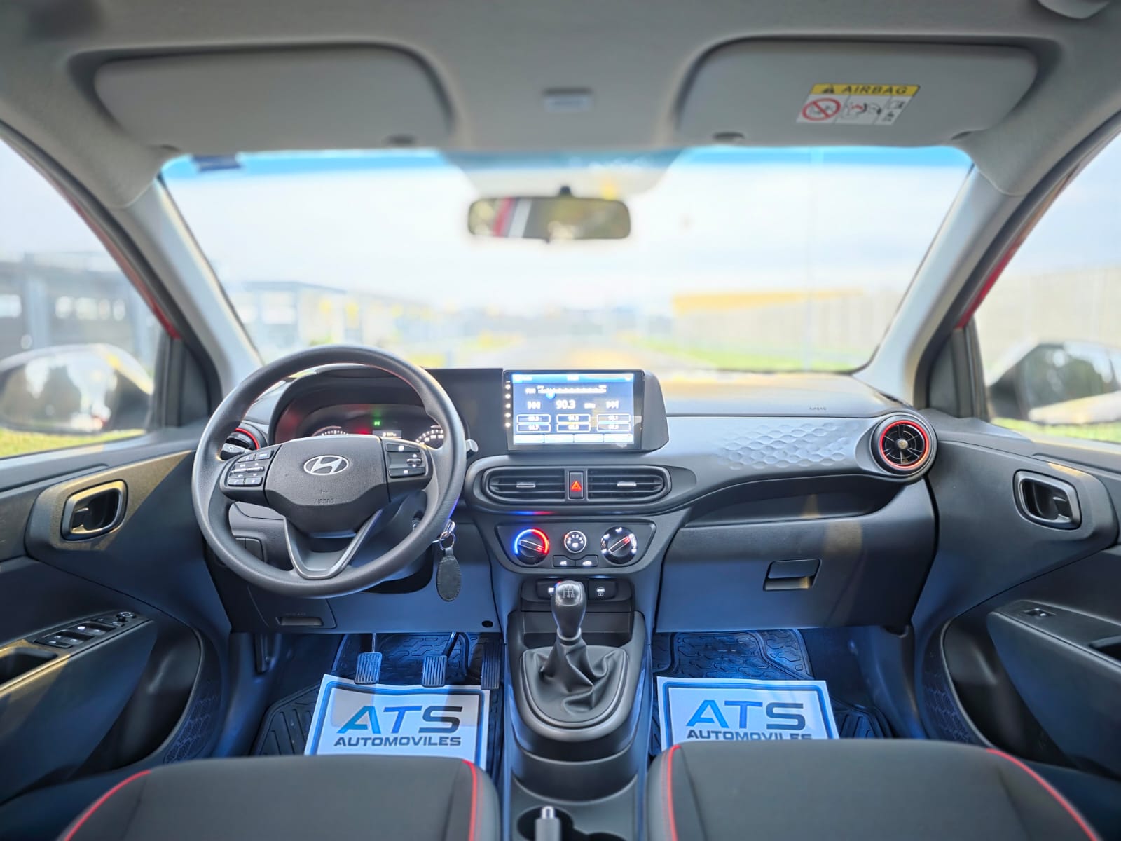 
								Hyundai Grand I-10 HATCHBACK PLUS full									