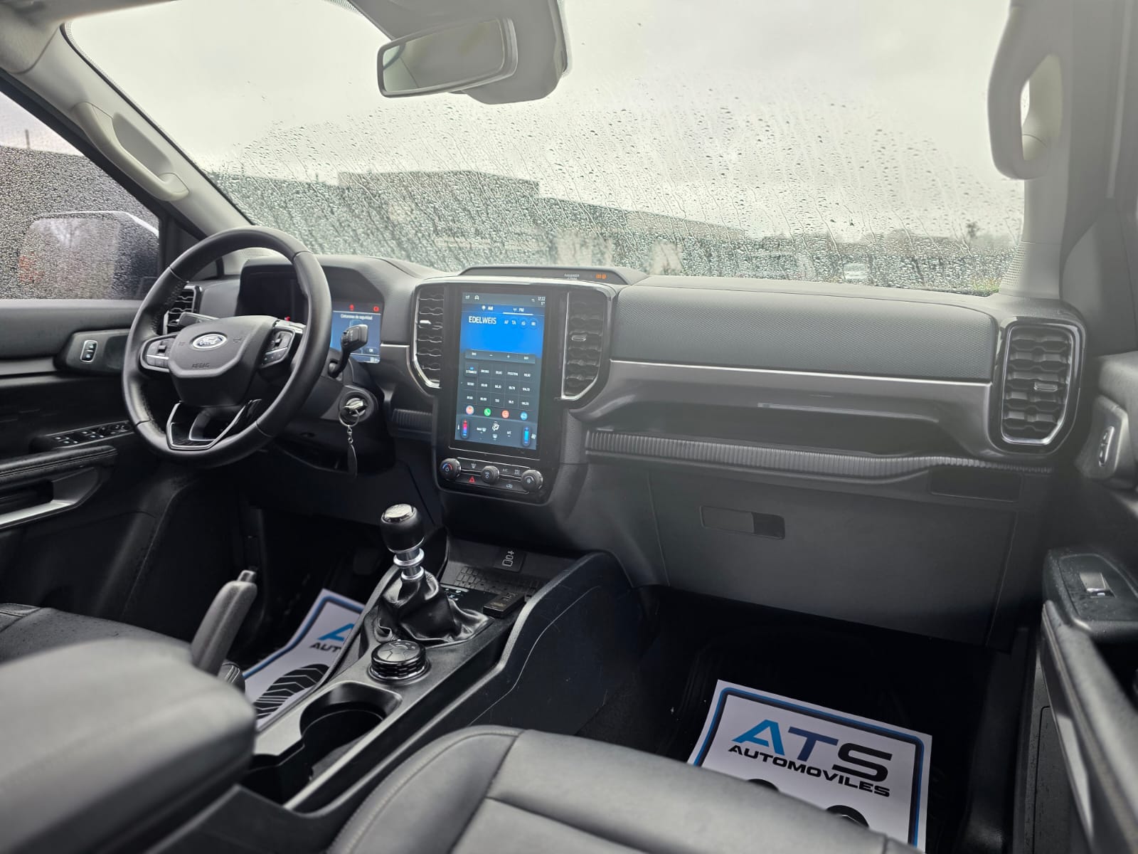 
								Ford Ranger XLT full									