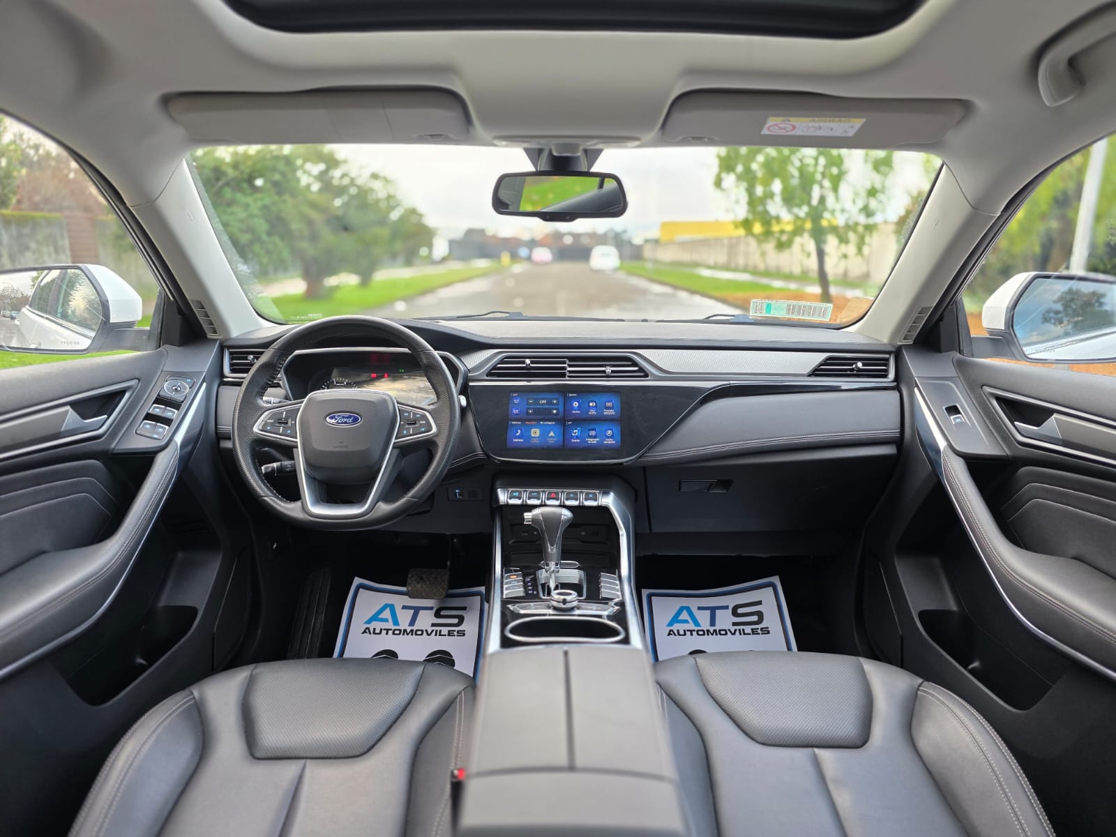 
								Ford Territory TREND full									