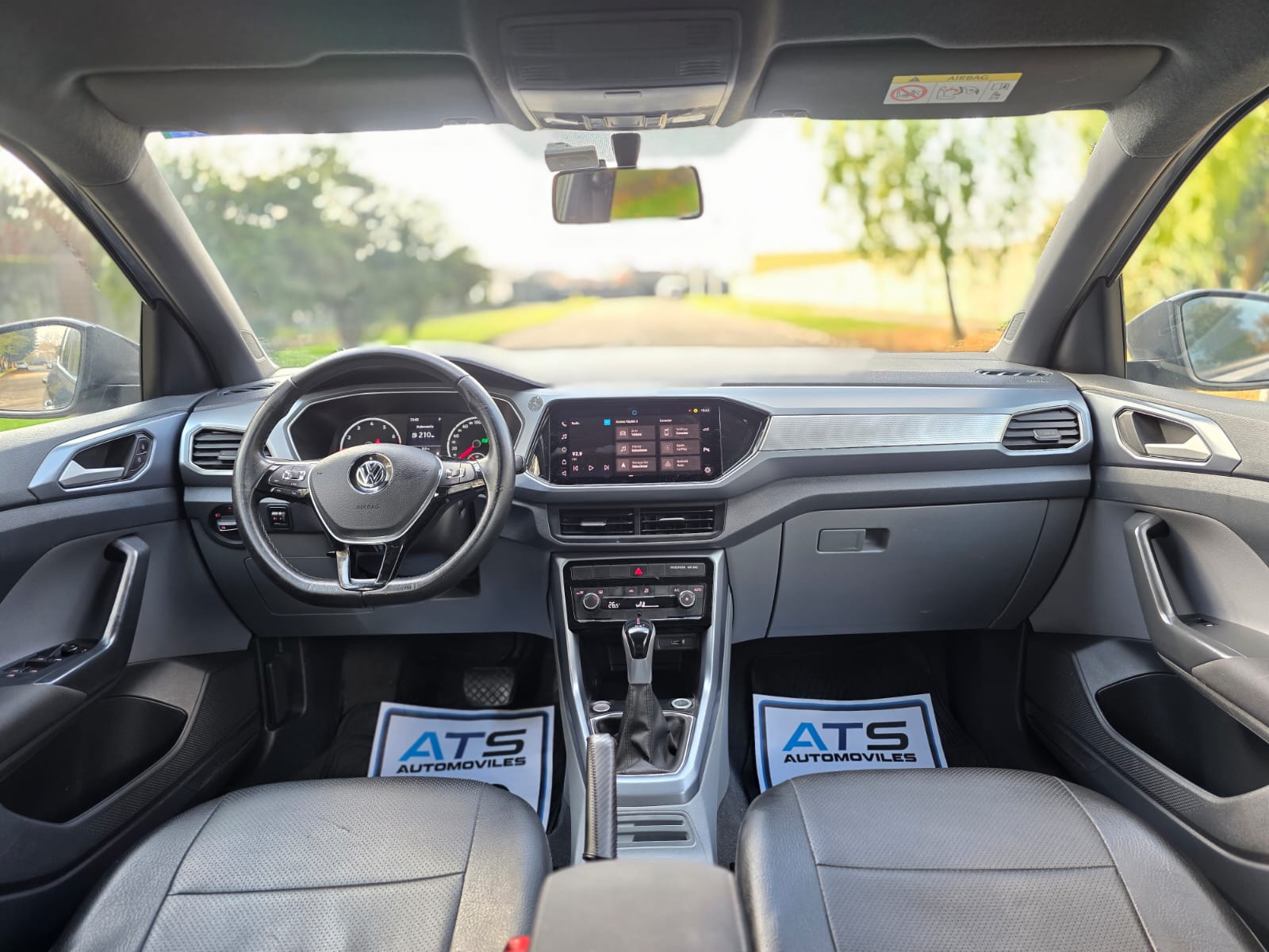
								Volkswagen T-Cross COMFORTLINE full									