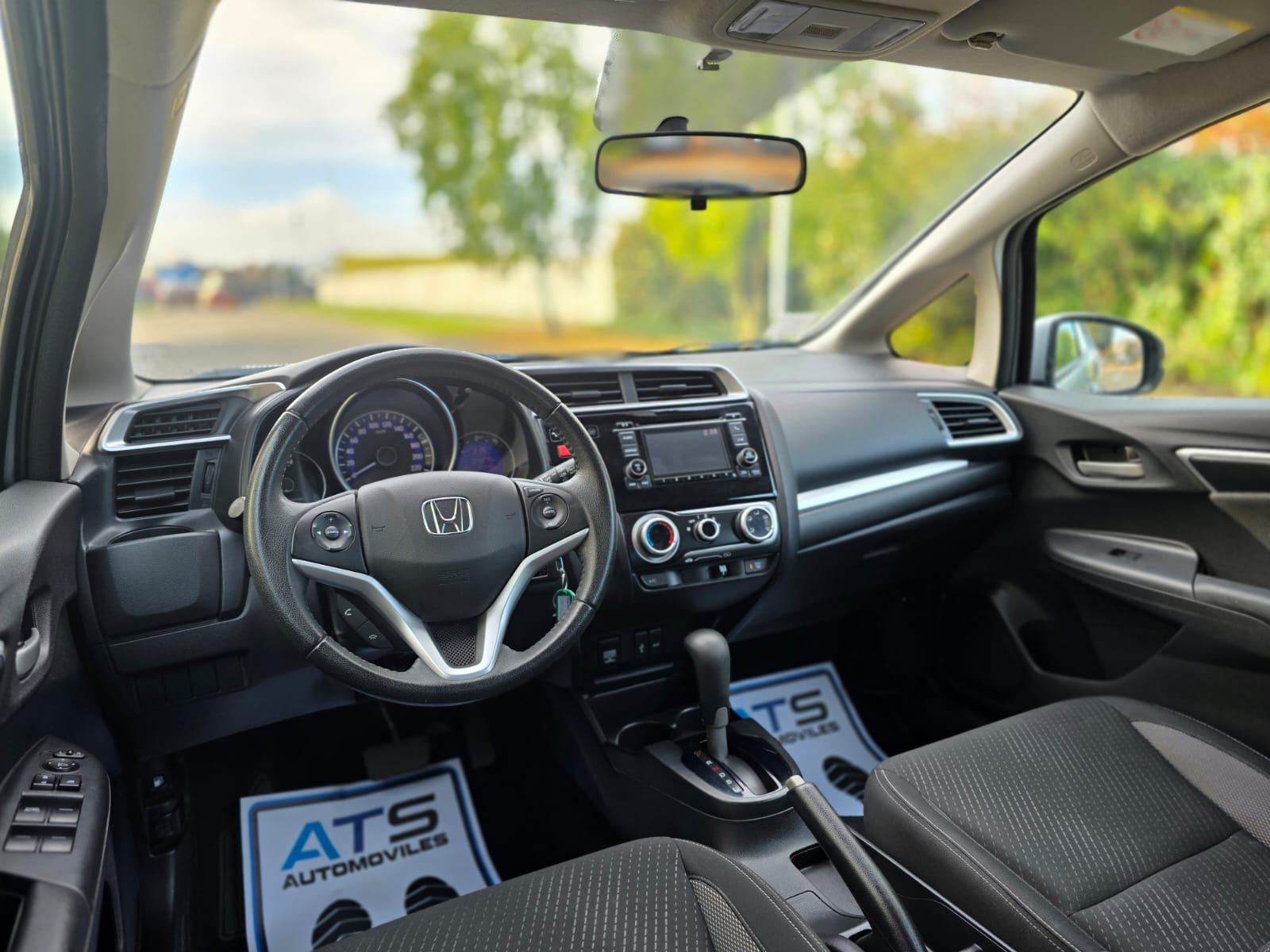 
								HONDA WR-V EX full									