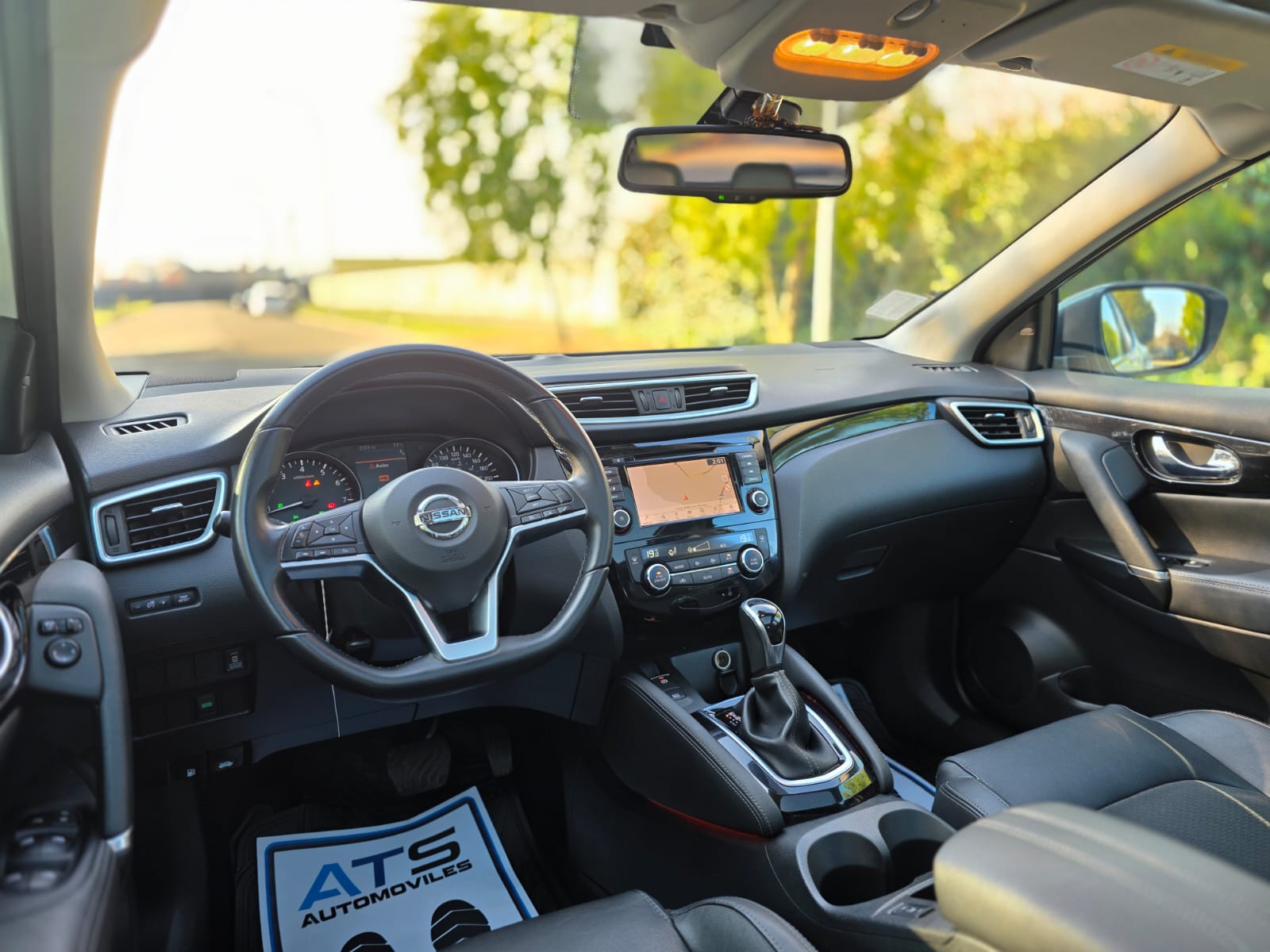 
								Nissan Qashqai EXCLUSIVE CVT full									