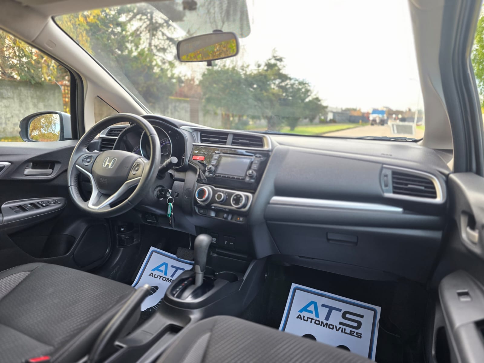 
								HONDA WR-V EX full									