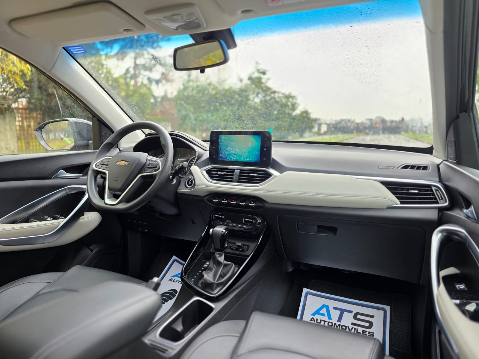 
								Chevrolet Captiva LTZ CVT full									