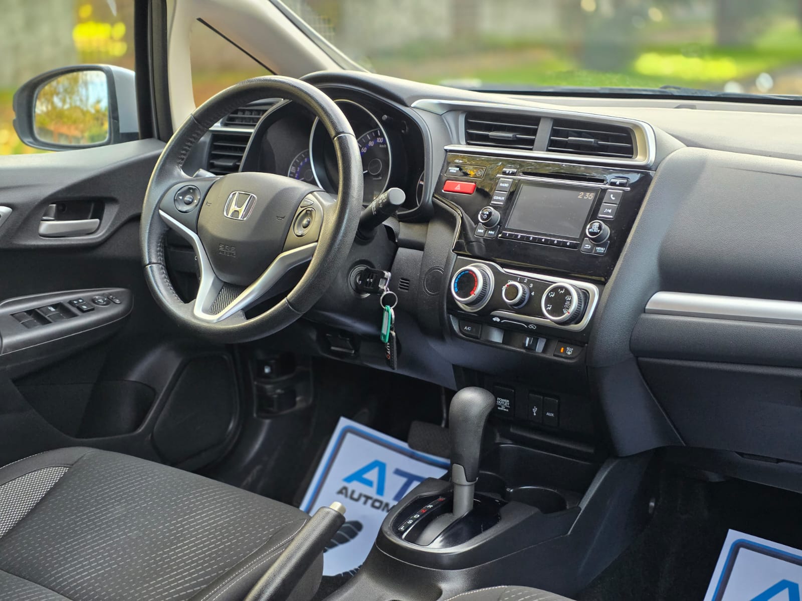 
								HONDA WR-V EX full									