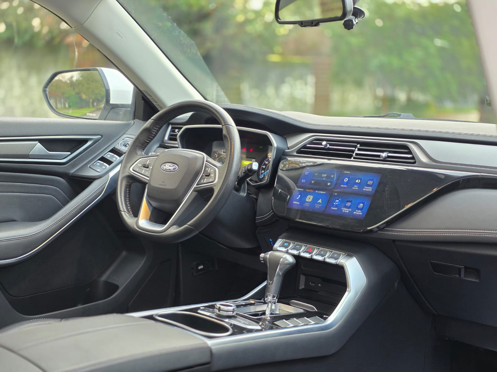 
								Ford Territory TREND full									