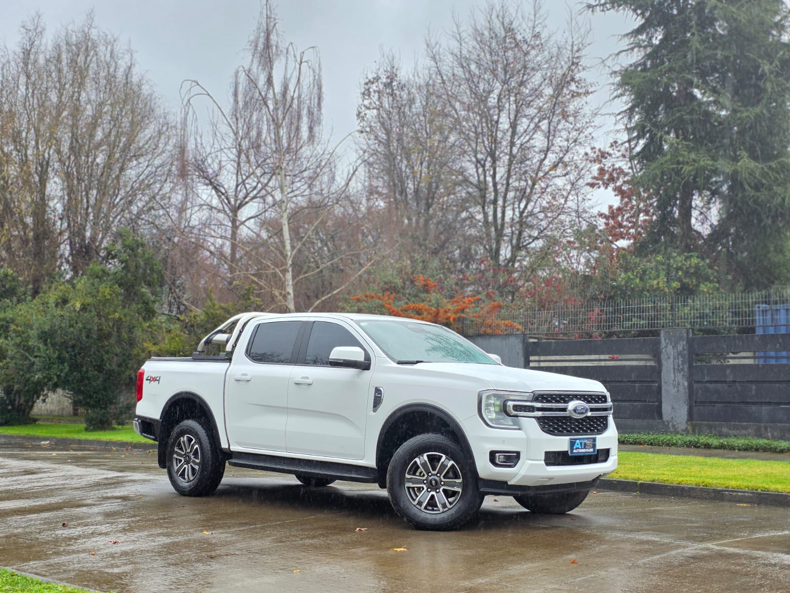 
								Ford Ranger XLT full									