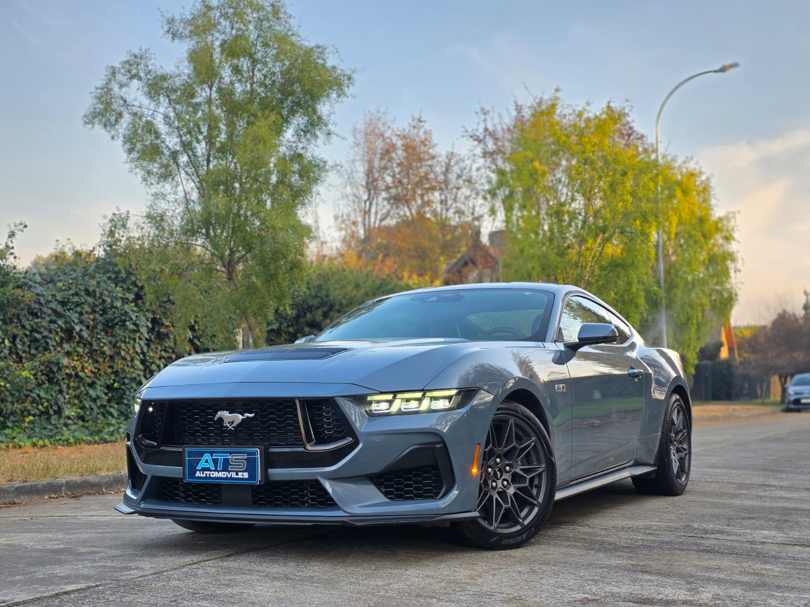 
								Ford Mustang Coupé GT Premium full									