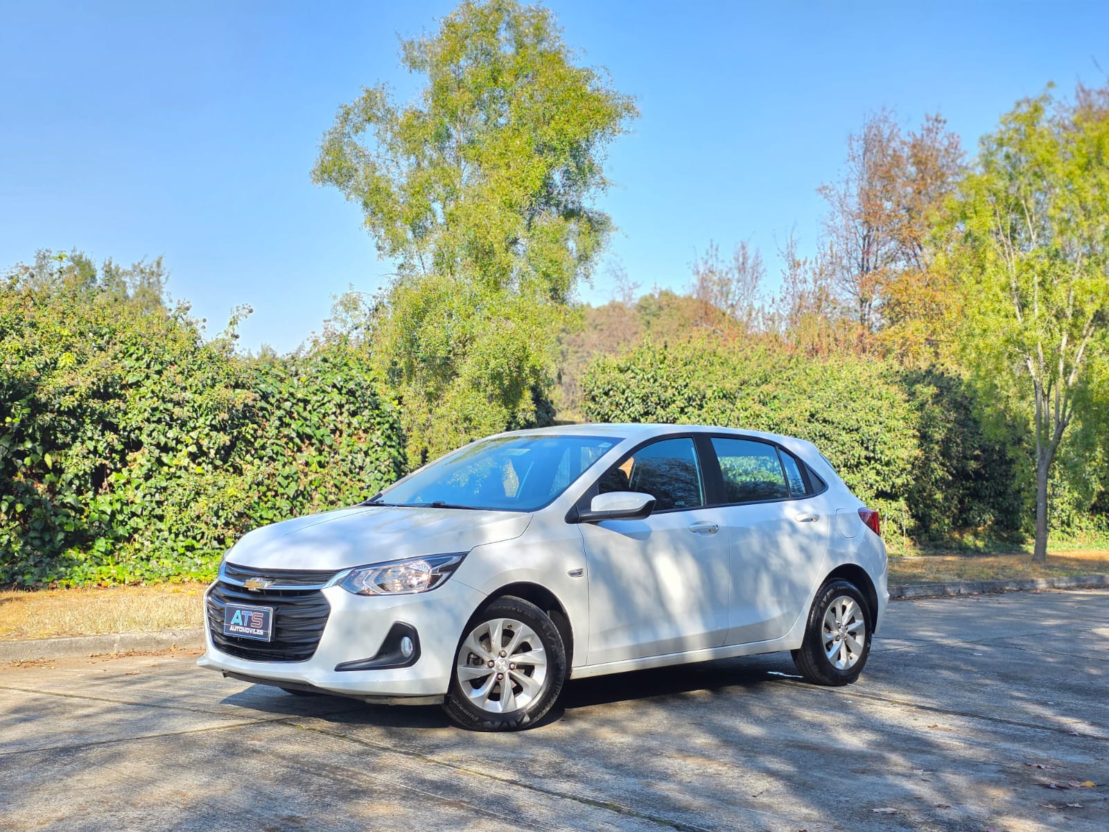 
								Chevrolet ONIX LTZ full									