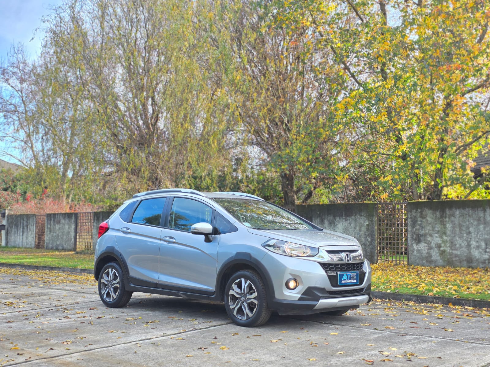 
								HONDA WR-V EX full									