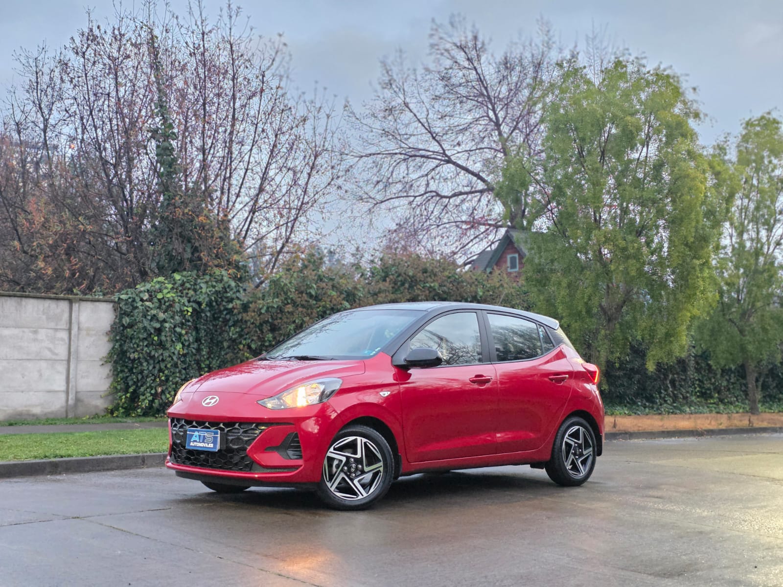 
								Hyundai Grand I-10 HATCHBACK PLUS full									