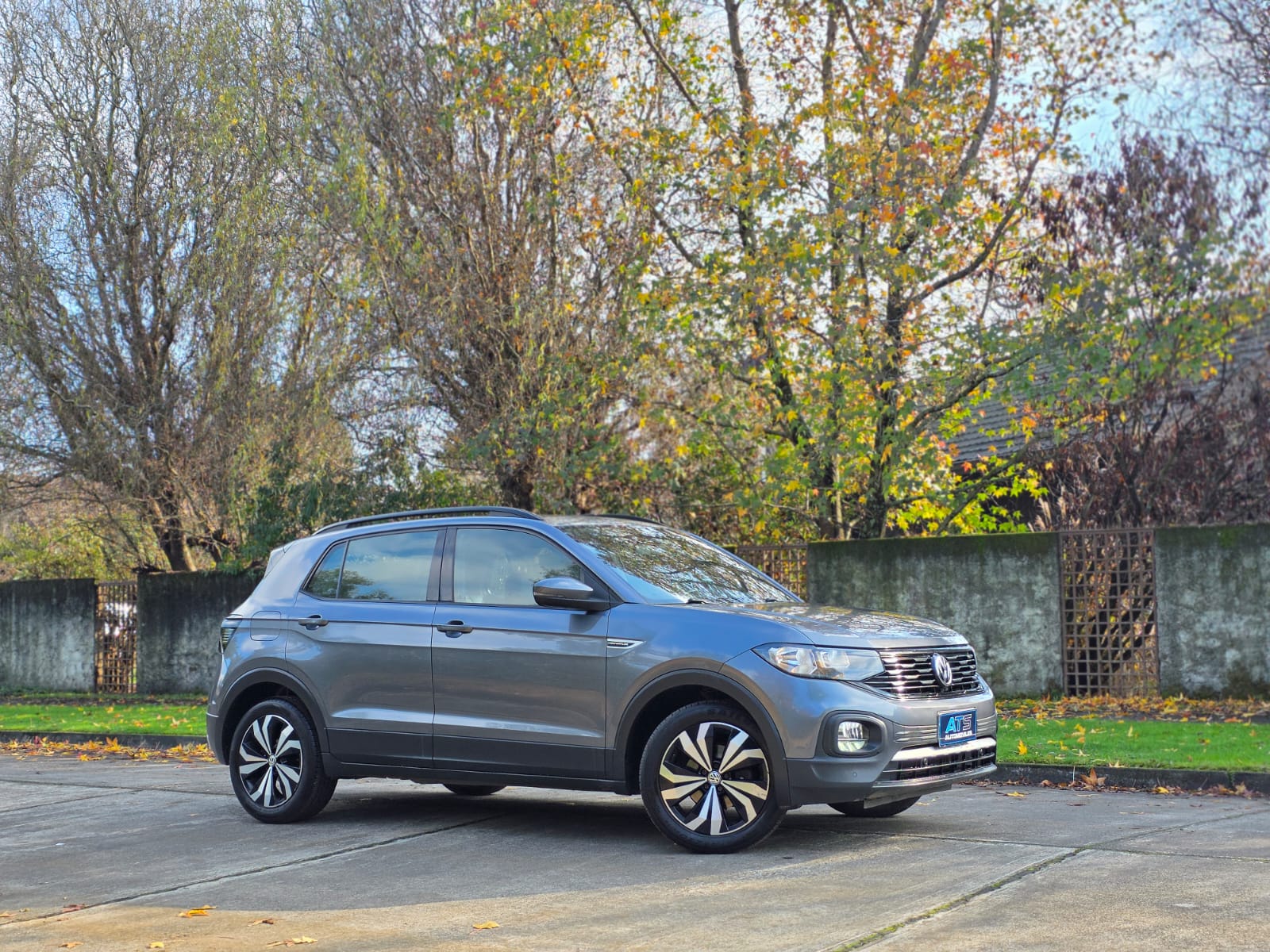 
								Volkswagen T-Cross COMFORTLINE full									