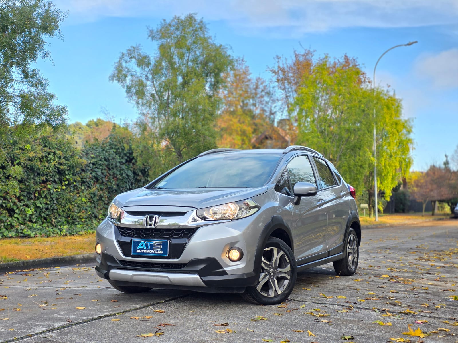
								HONDA WR-V EX full									
