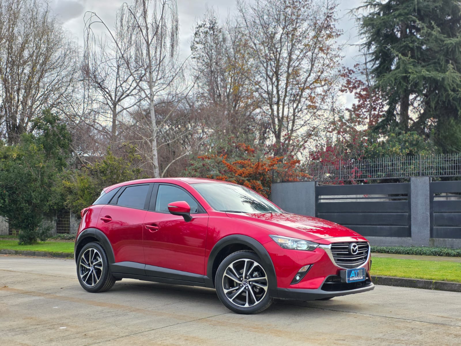 
								Mazda CX-3 CORE full									