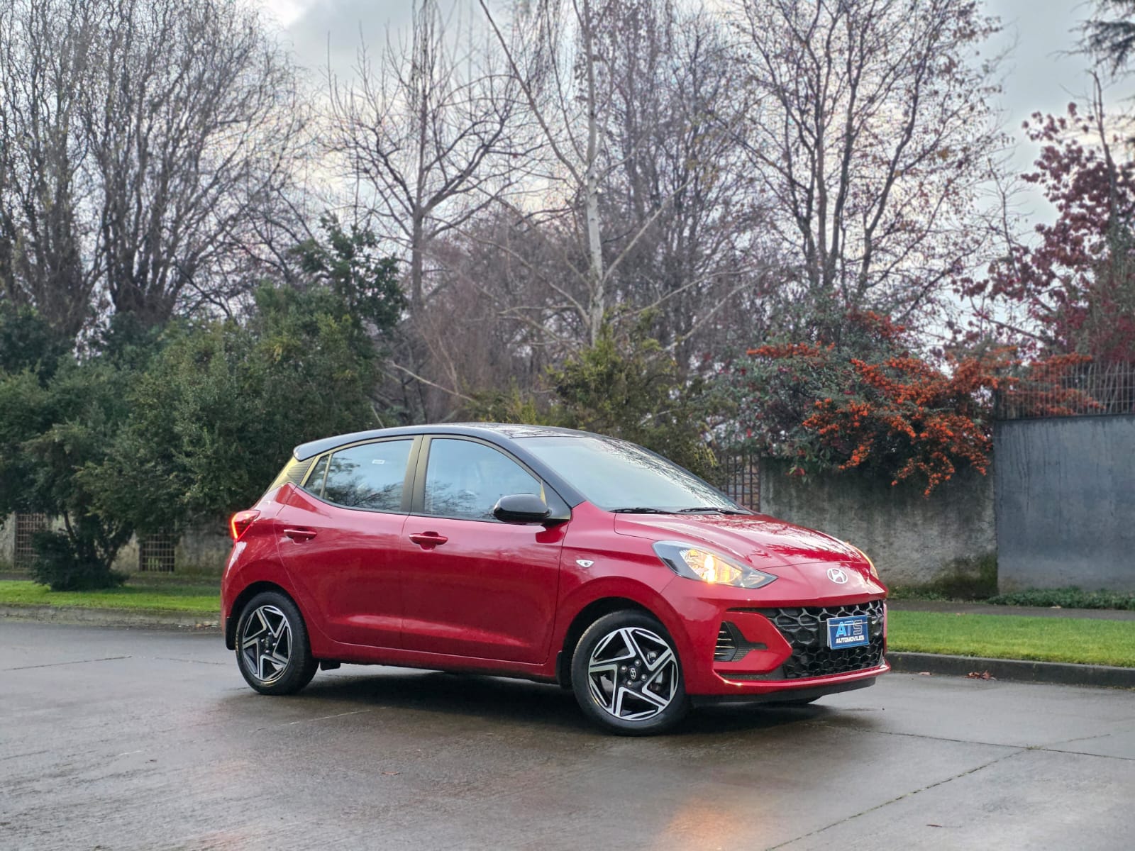 
								Hyundai Grand I-10 HATCHBACK PLUS full									