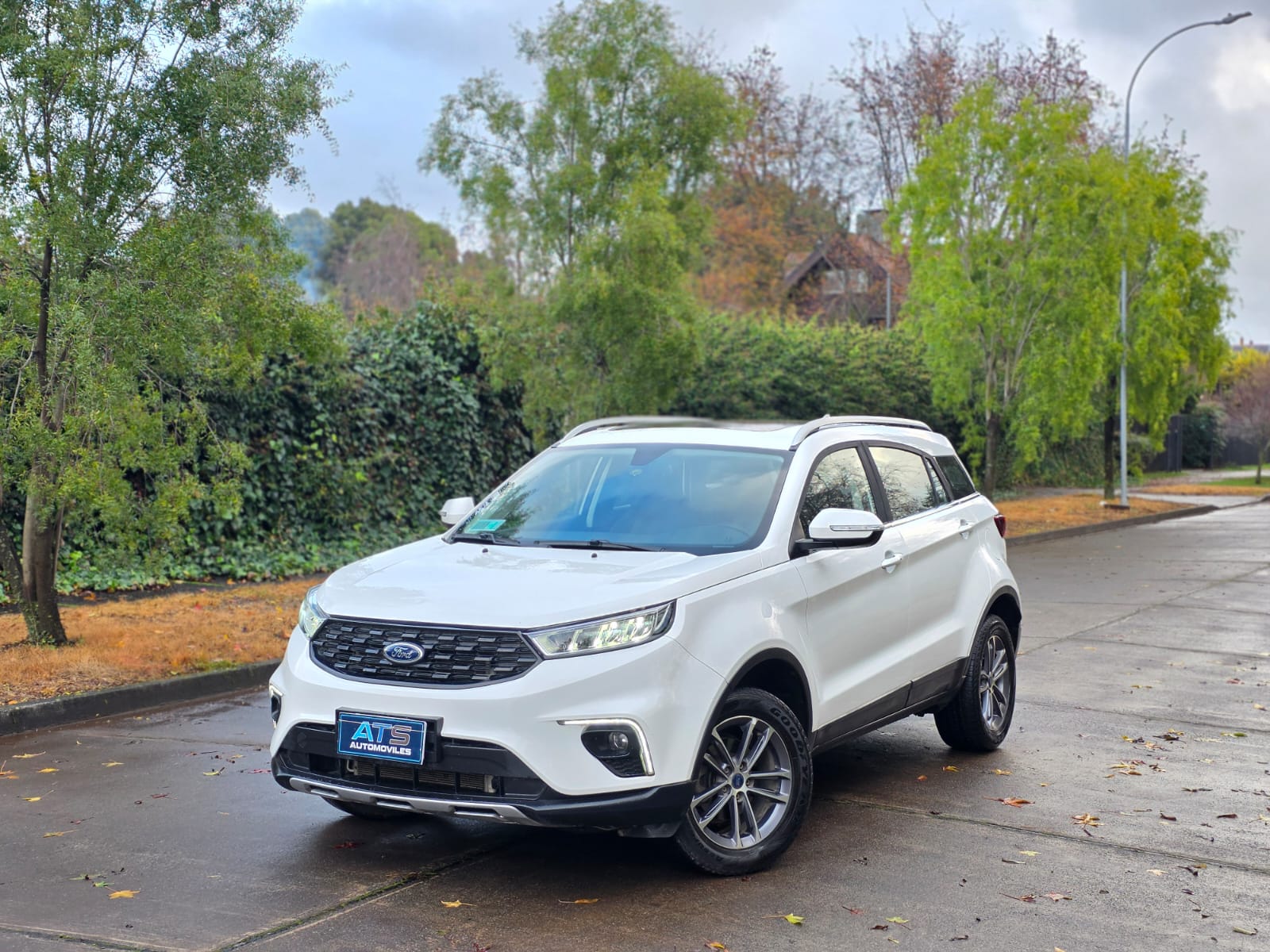 
								Ford Territory TREND full									
