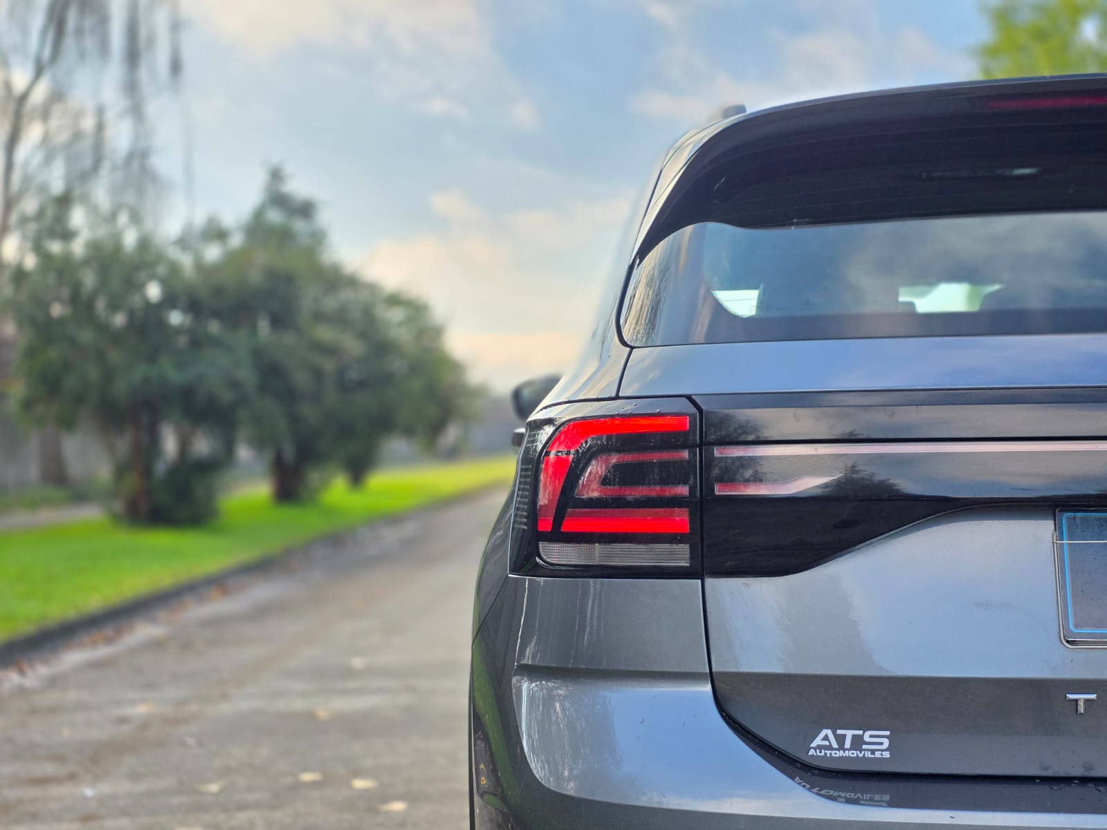 
								Volkswagen T-Cross COMFORTLINE full									