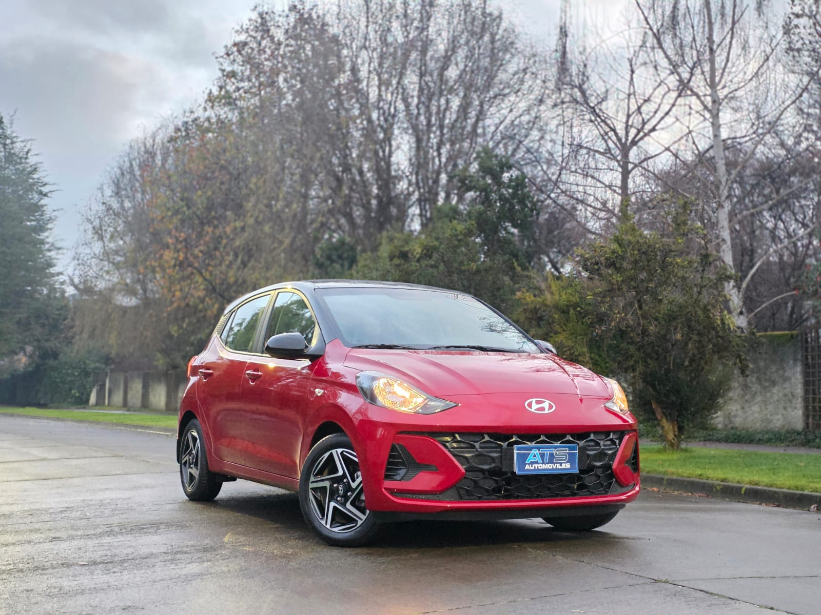 
								Hyundai Grand I-10 HATCHBACK PLUS full									