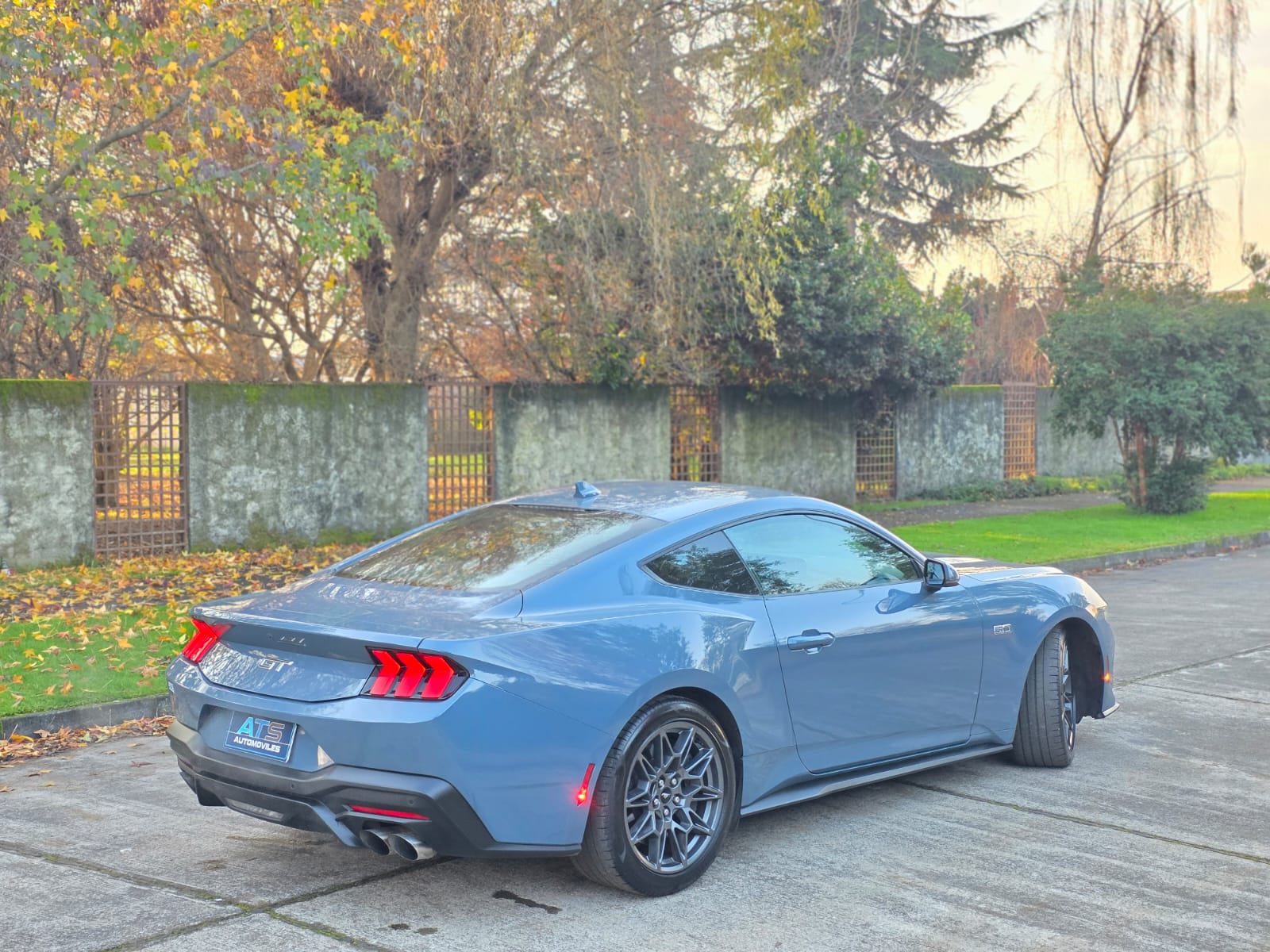 
								Ford Mustang Coupé GT Premium full									
