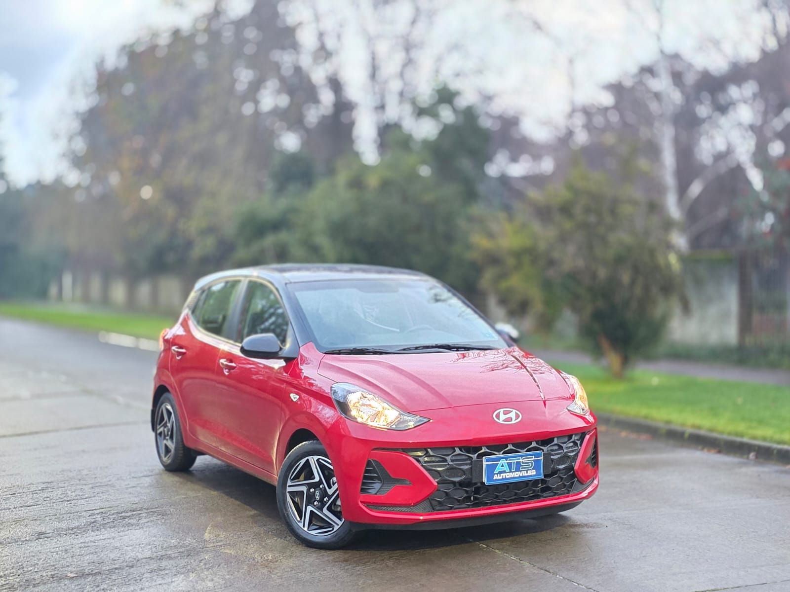
								Hyundai Grand I-10 HATCHBACK PLUS full									