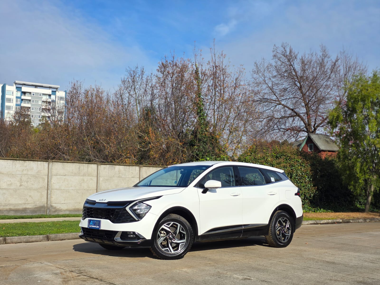 
								Kia Motors New Sportage EX full									