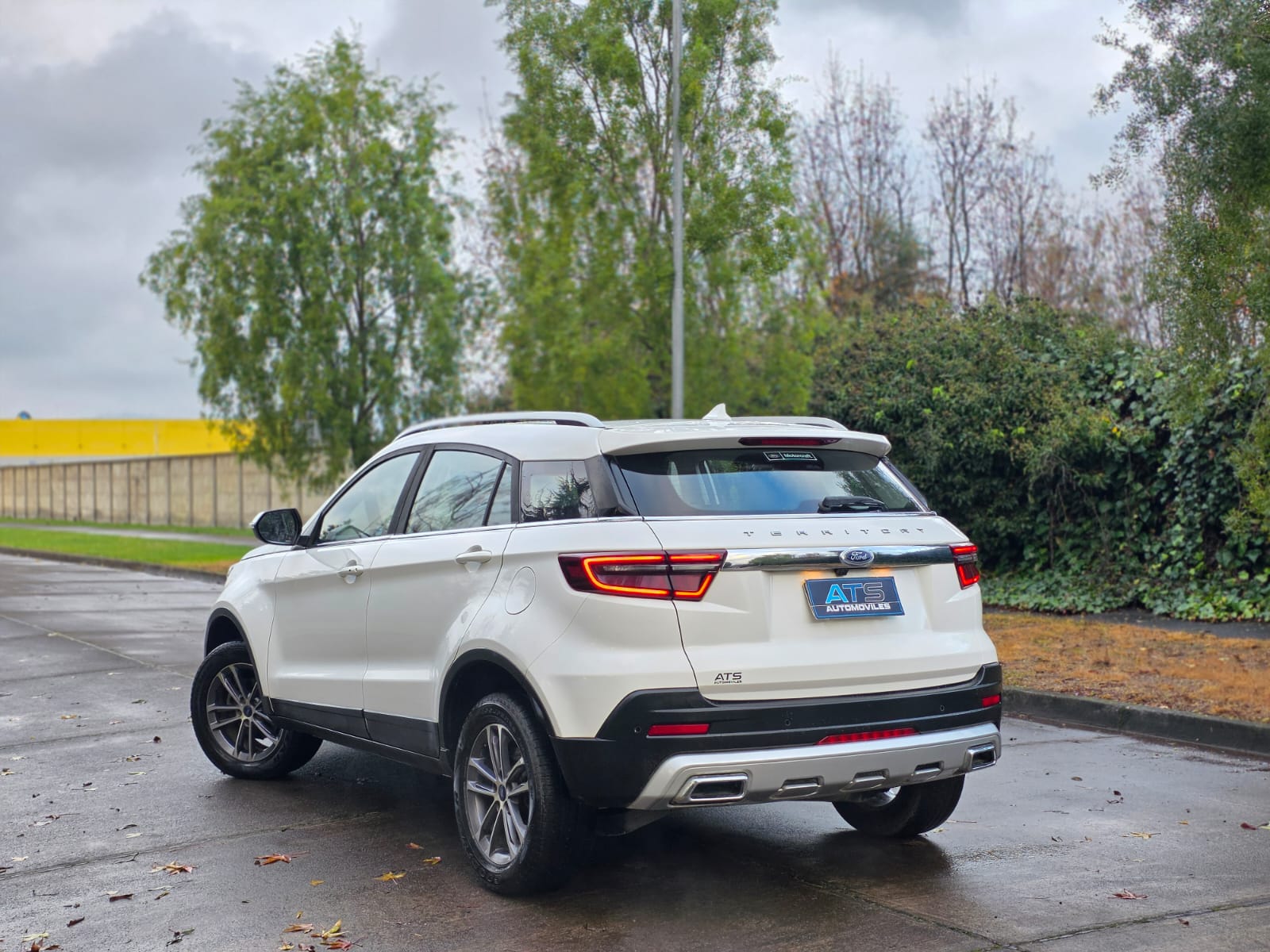 
								Ford Territory TREND full									