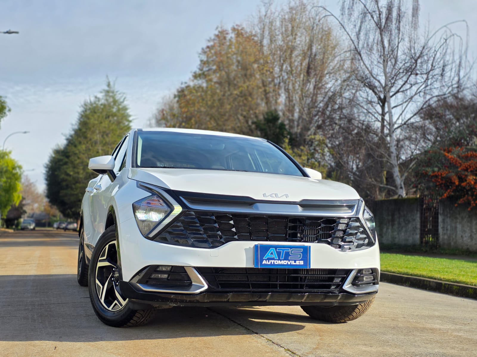 
								Kia Motors New Sportage EX full									